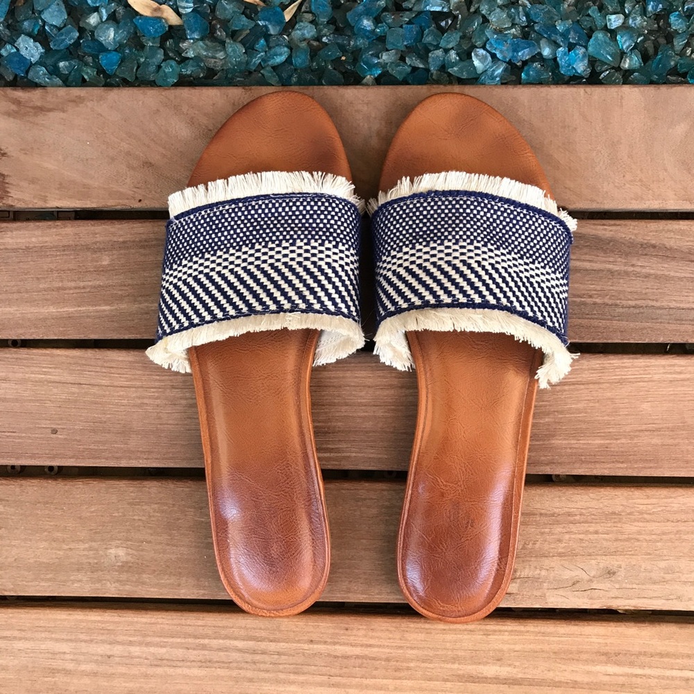 Merona sandals size 11